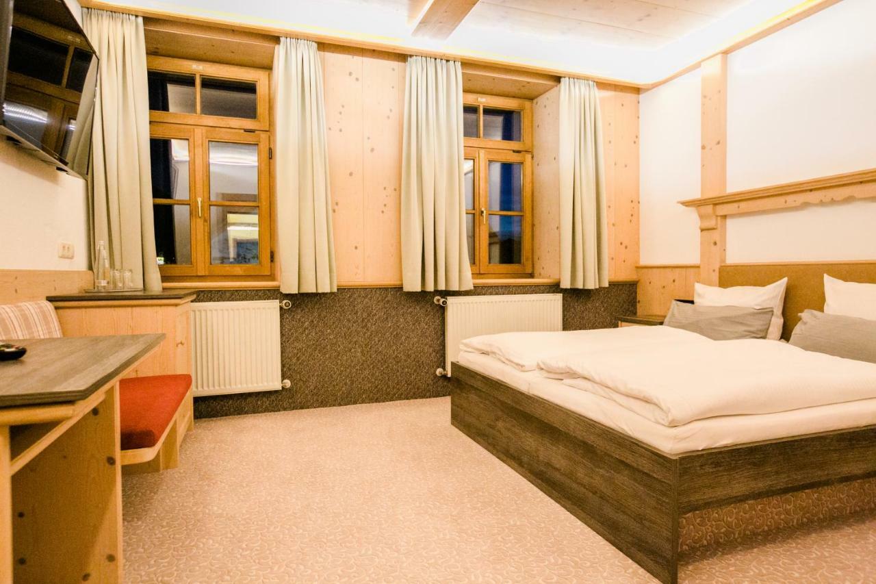 Landgasthof Zum Herz Trauchgau Luaran gambar
